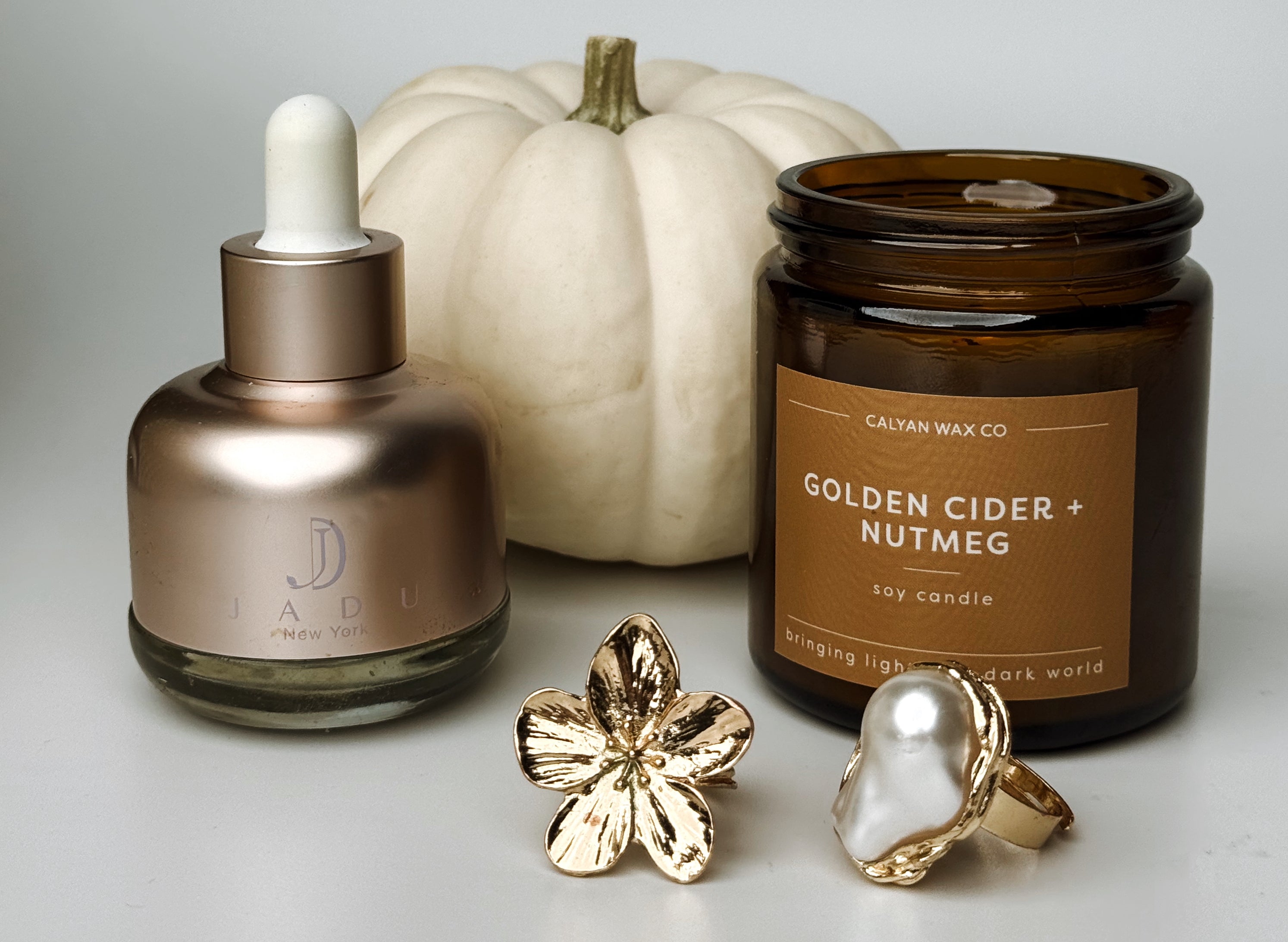 Jadu Beauty Split Ends Care, a hair oil specifically formulated for treating and preventing damaged hair and split ends.